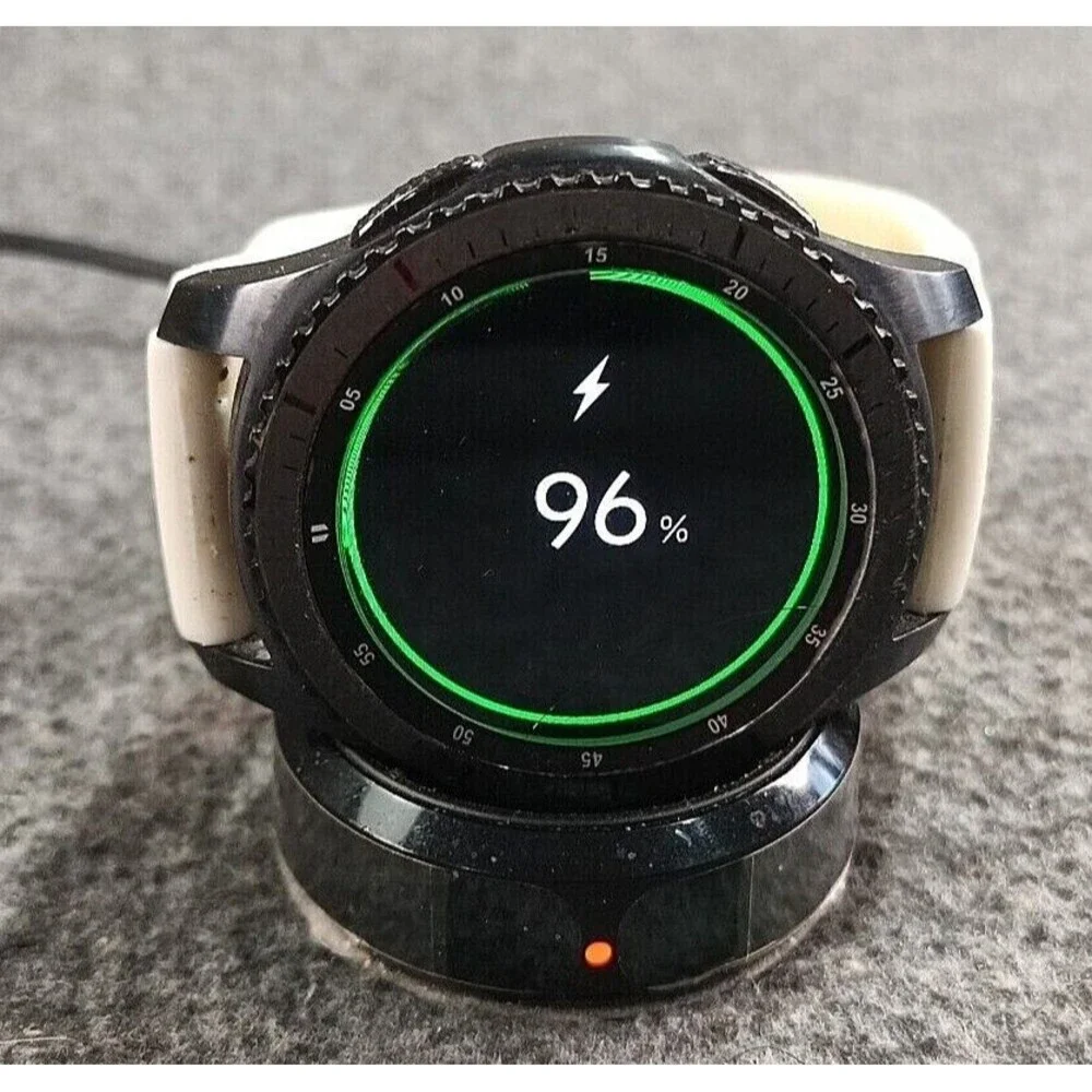 Samsung Gear S3 Smartwatch Black, with accessories SM-R760 Frontier  See Descrip